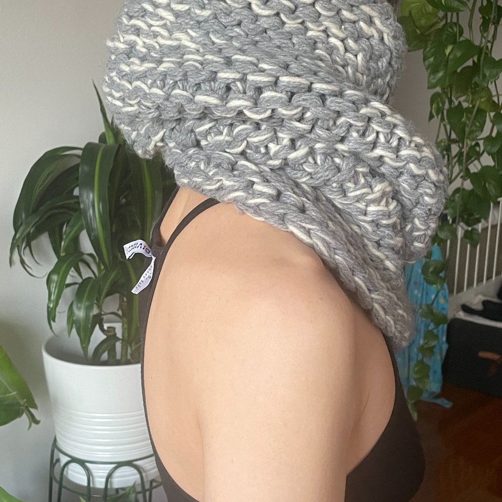 Infinity scarf